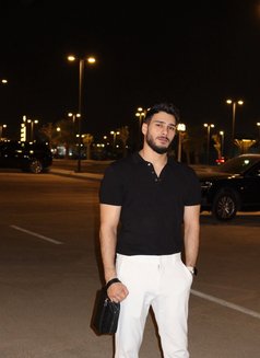 Arthur - Acompañantes masculino in Riyadh Photo 11 of 23