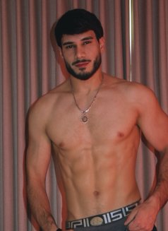 King Arthur - Acompañantes masculino in Riyadh Photo 28 of 29