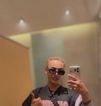 Arthur feminine boy new 69 - Transsexual escort in Phuket