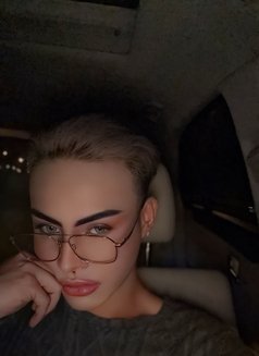 Arthur New Ladyboy 69 - Transsexual escort in Al Sohar Photo 9 of 27