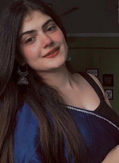 Arti Beautiful Indian - escort in Dubai Photo 4 of 6