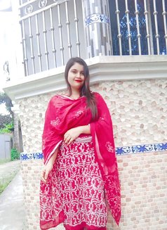 Arti - escort in Ahmedabad Photo 2 of 7