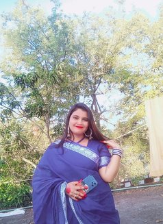 Arti - escort in Ahmedabad Photo 3 of 7