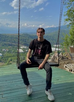 Artur 22cm XXL TOP - Male escort in İstanbul Photo 2 of 4