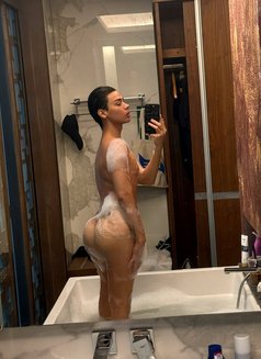 Artur - Male escort in Dubai Photo 14 of 16