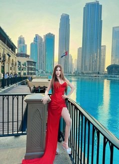 Arty - Transsexual escort in Abu Dhabi Photo 8 of 15
