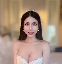 Arty Top Model 180 cm 🇹🇭 - Transsexual escort in Abu Dhabi Photo 15 of 15