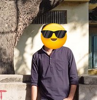 Aru - Acompañantes masculino in Bangalore