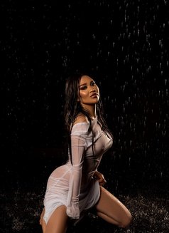 Aru - escort in Hong Kong Photo 11 of 12