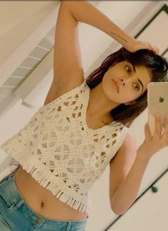 Aruhi - escort in Chandigarh Photo 5 of 11