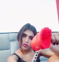 Aruhi - Acompañantes transexual in New Delhi