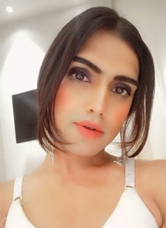 Aruhi - Transsexual escort in New Delhi Photo 1 of 7