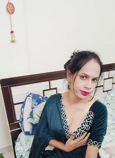 Aruhi Patil - Transsexual escort in Pune Photo 9 of 9