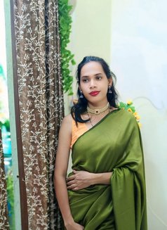 Aruhi Patil - Acompañantes transexual in Pune Photo 1 of 8