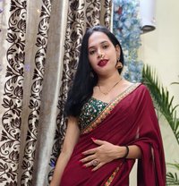 Aruhi Patil - Transsexual escort in Pune