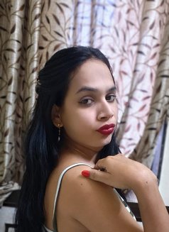 Aruhi Patil - Transsexual escort in Pune Photo 20 of 24