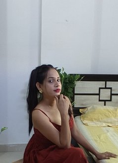 Aruhi Patil - Transsexual escort in Pune Photo 23 of 25