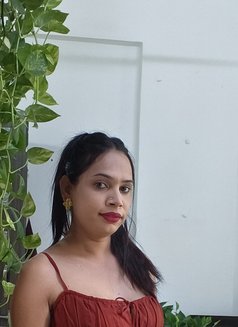 Aruhi Patil - Transsexual escort in Pune Photo 7 of 17