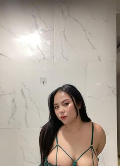 Arum Sekar - escort in Bali Photo 8 of 11