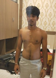 Arun - Male adult performer in Chennai Photo 1 of 2