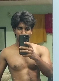 Arun - Male adult performer in Chennai Photo 2 of 2