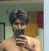 Arun - Male adult performer in Chennai