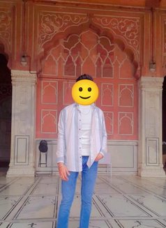 Arun - Acompañantes masculino in New Delhi Photo 2 of 2