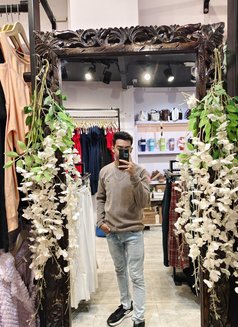 Arun - Male escort in New Delhi Photo 3 of 4