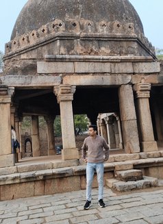 Arun - Male escort in New Delhi Photo 4 of 4