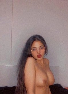 Aruna (Indian) - escort in Jeddah Photo 2 of 7