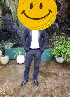 Aruna - Male escort in Colombo Photo 6 of 6