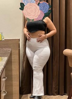 Aruni chamathka - escort in Colombo Photo 2 of 7