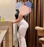 Aruni chamathka - escort in Colombo Photo 4 of 7