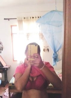 Aruni Chubby Independent Cam Outcall - escort in Colombo Photo 2 of 5