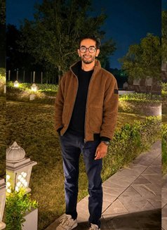 Arush - Male escort in New Delhi Photo 15 of 15