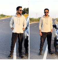 Arush - Acompañantes masculino in New Delhi