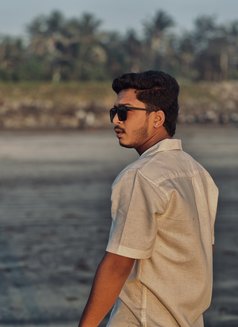 Arush - Acompañantes masculino in Pune Photo 3 of 3