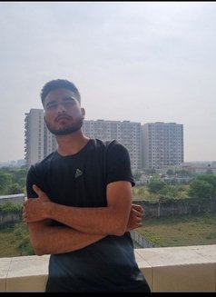 Arush, Young Boi - Acompañantes masculino in Bangalore Photo 1 of 3