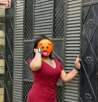 Arusha Grug - puta in Kathmandu