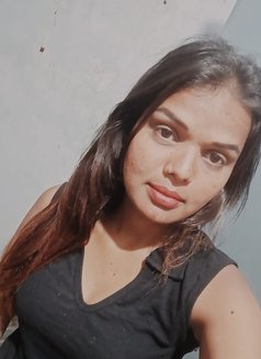 Arushi - escort in Ahmedabad Photo 3 of 3