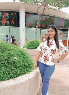 Arushi - puta in Dubai Photo 4 of 4