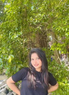 Arushi - puta in Sharjah Photo 7 of 7