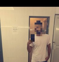 Arvin Jason - Male escort in Colombo