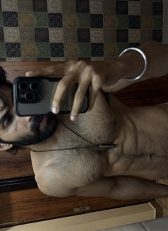 Arvind Baldiya - Male companion in Mumbai Photo 9 of 25