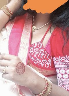 Arya Anindita - Acompañantes masculino in Kolkata Photo 2 of 3