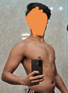 Arya Anindita - Acompañantes masculino in Kolkata Photo 3 of 3