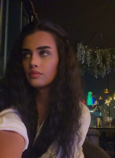 Arya - Transsexual escort in Baku Photo 1 of 5