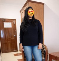 € Arya Independent Kerala Girl € - puta in Bangalore
