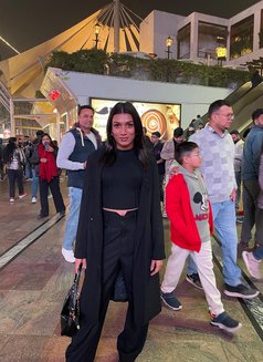 Arya - Transsexual escort in Kolkata Photo 5 of 8