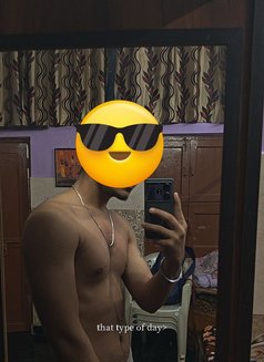 Arya - Male escort in New Delhi Photo 1 of 1